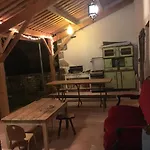 Jolie Maison Ancienne Adaptee Aux Petits Groupes - Maison Peyri Semesterbostad *