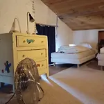 Jolie Maison Ancienne Adaptee Aux Petits Groupes - Maison Peyri * Leogeats