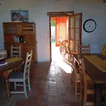 Semesterbostad Jolie Maison Ancienne Adaptee Aux Petits Groupes - Maison Peyri Leogeats