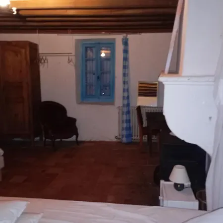 Dom wakacyjny Jolie Maison Ancienne Adaptee Aux Petits Groupes - Maison Peyri Leogeats