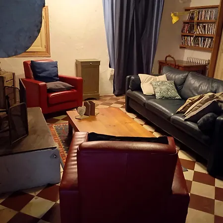 Dom wakacyjny Jolie Maison Ancienne Adaptee Aux Petits Groupes - Maison Peyri Leogeats